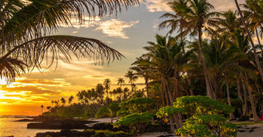 Upolu sunrise, Samoa © Martin Valigursky/Shutterstock