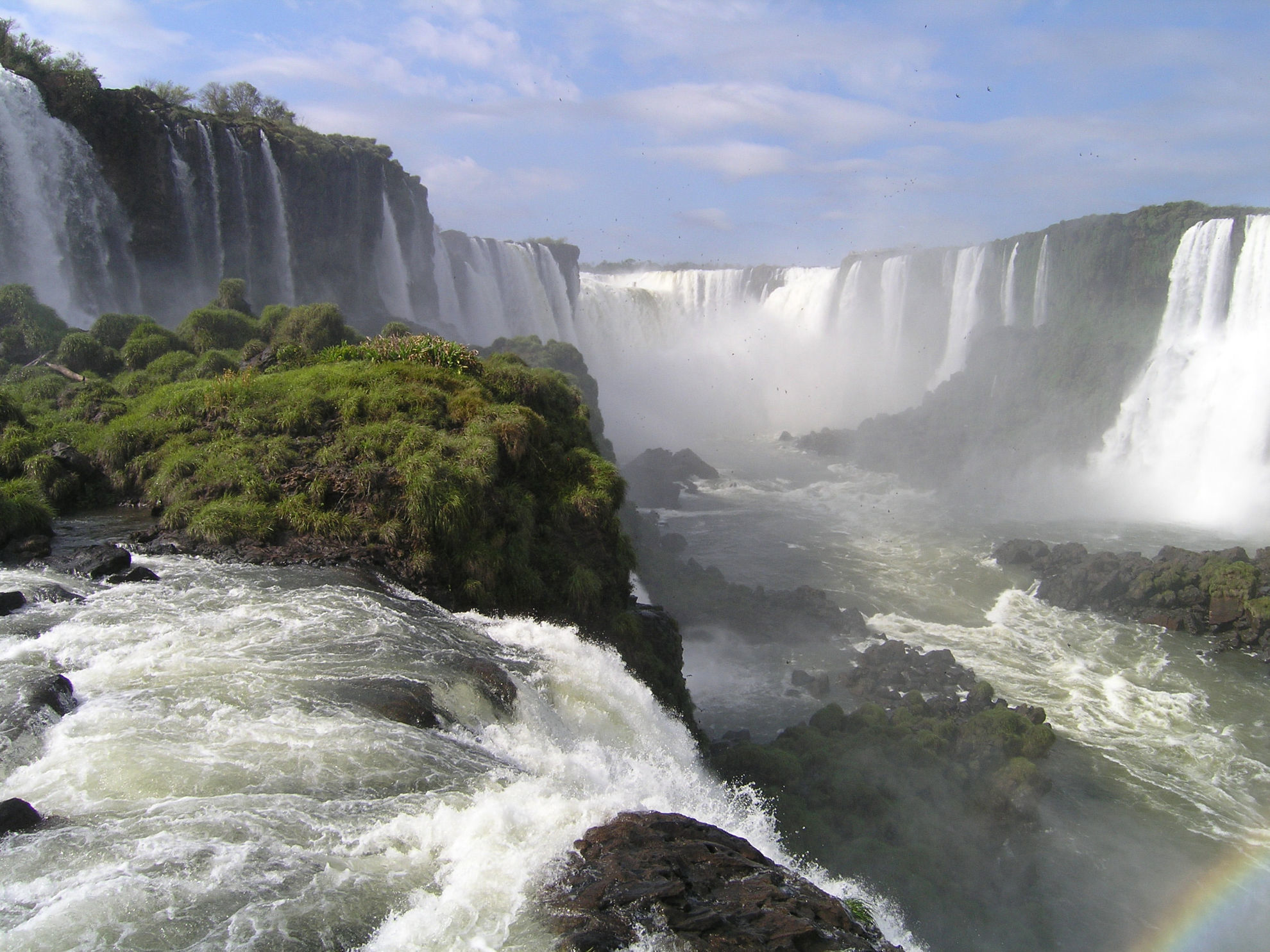 Iguacu Falls © Kevin Zimmer